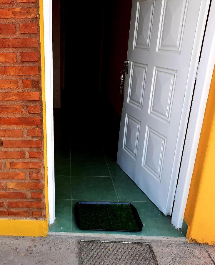 Апартаменты Ruta 20 House Кинес Экстерьер фото